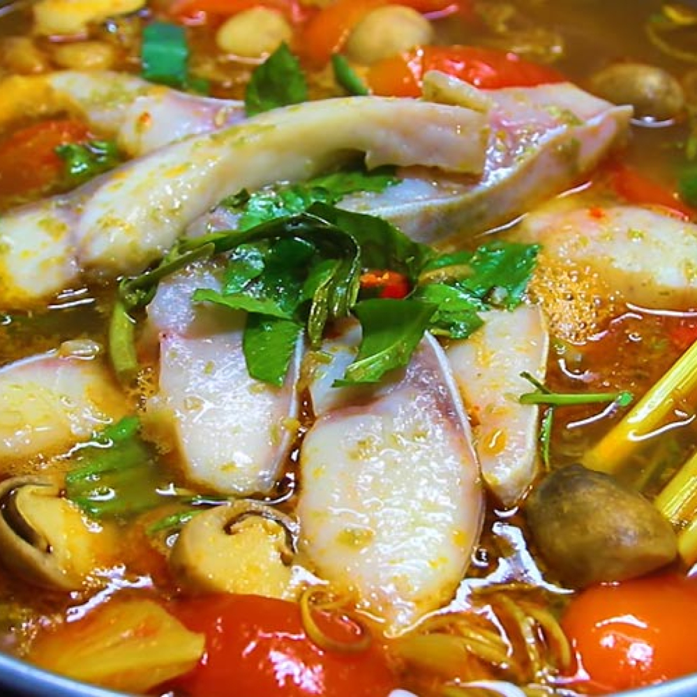 Lẩu cá bớp chua cay