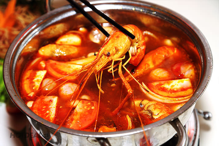 Lẩu tôm chua cay